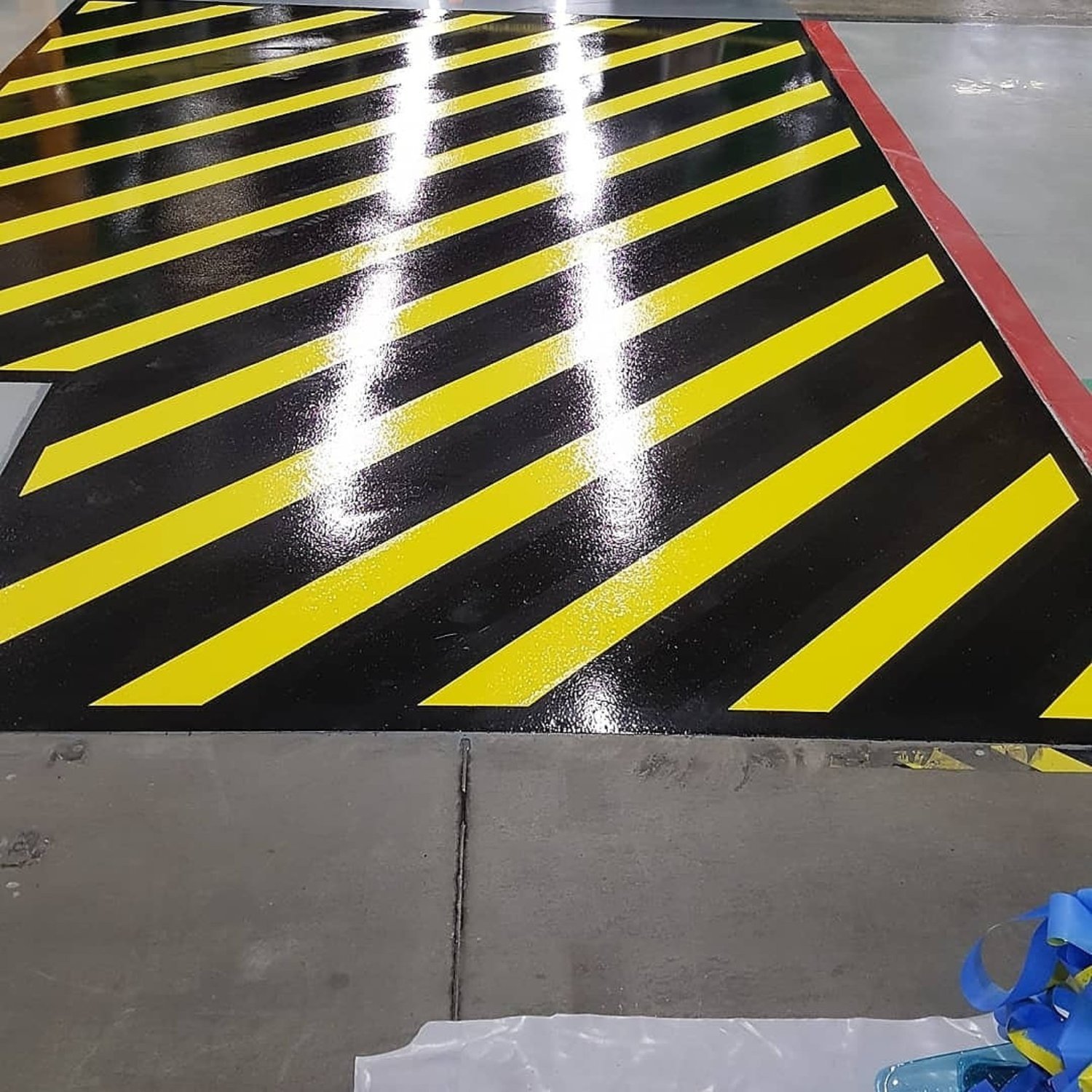 Safety-striped industrial coating